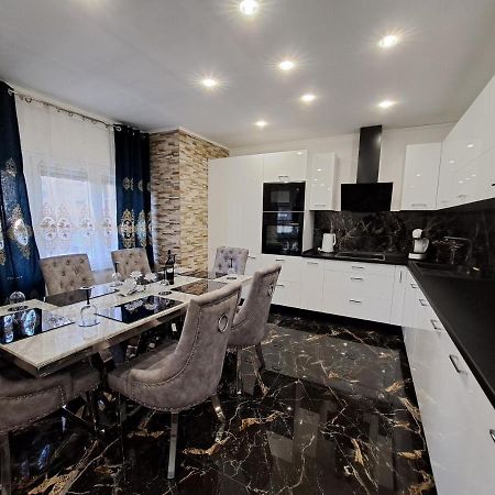Apartment Monaco Рієка Екстер'єр фото