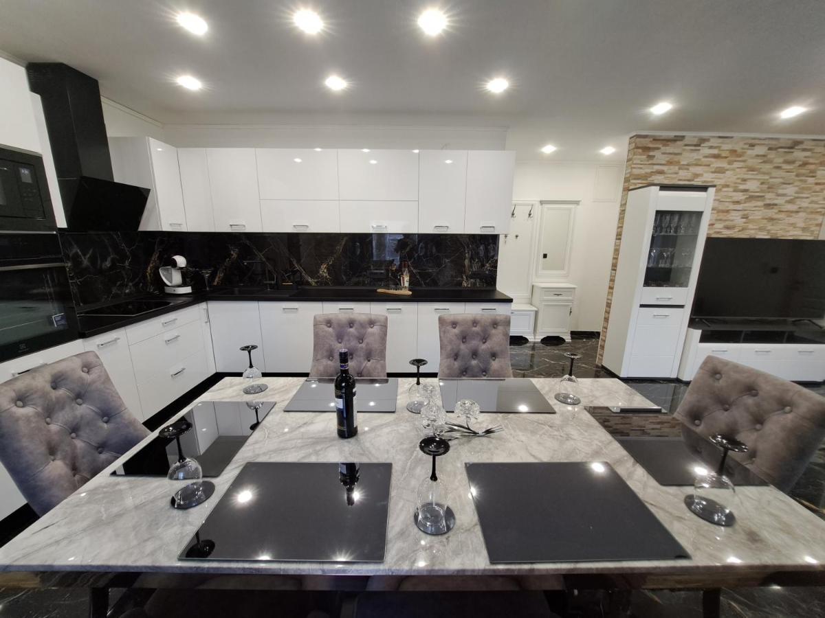 Apartment Monaco Рієка Екстер'єр фото